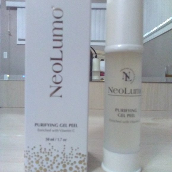 NeoLumo Obey Your Body Radiance-Repair Purifying Peeling Gel- 1.7 oz / 50 ml-NEW - Picture 1 of 3